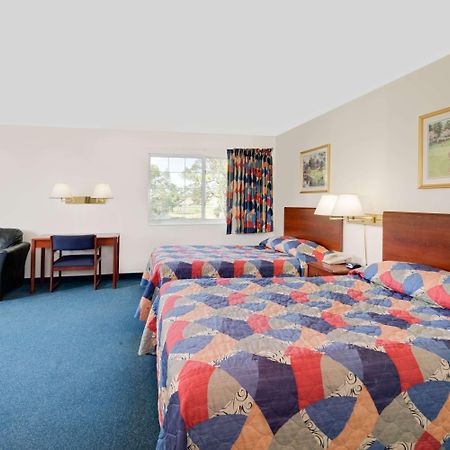 Super 8 By Wyndham Emmetsburg Hotell Eksteriør bilde